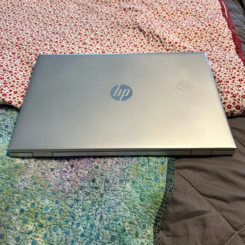Used once HP PROBOOK. I don’t have the charging cords.